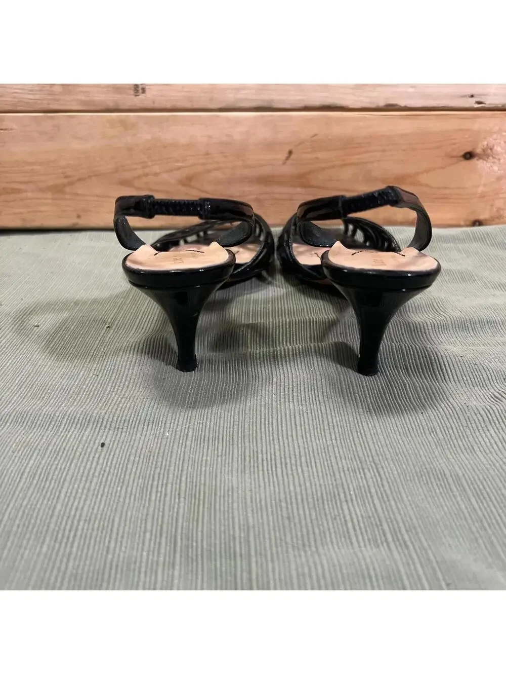 Kate Spade New York Black Patent Leather Kitten Heel Slingback Sandals Size 6 B